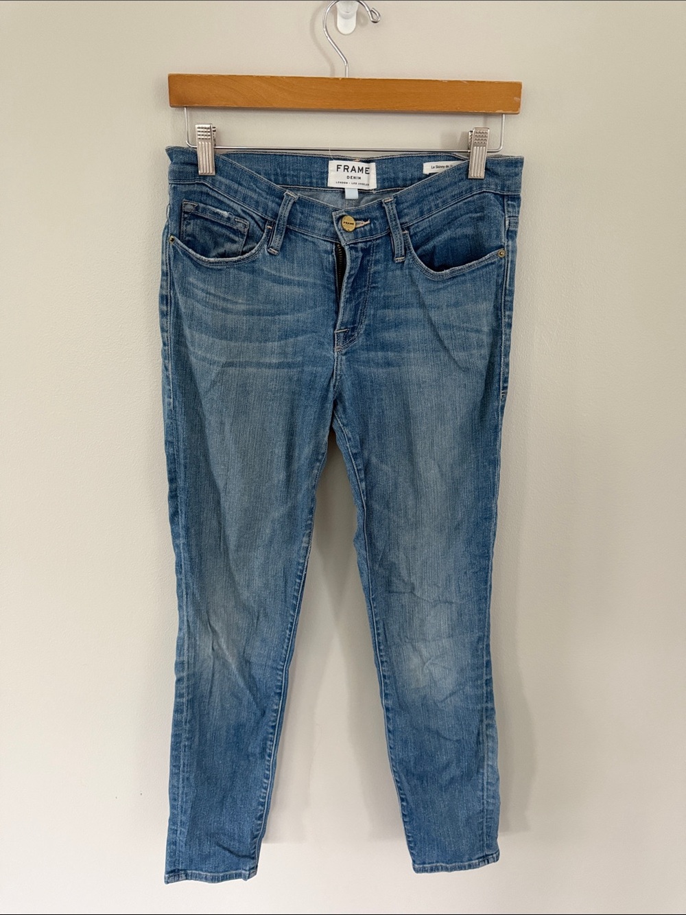 Frame Denim Le High Skinny Jeans in Medium Blue Wash